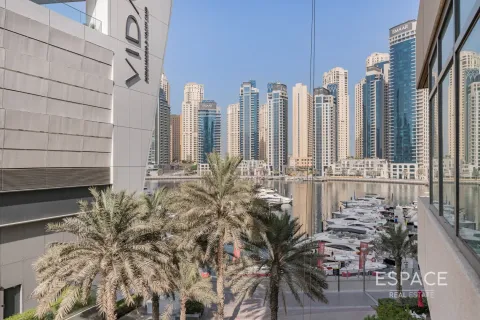 Apartment in Dubai Marina, Dubai 2 bedrooms, 121 sq.m. № 62134 - photo 15