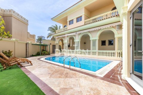 Villa in Signature Villas, Palm Jumeirah, Dubai 6 bedrooms, 1244.62 sq.m. № 128845 - photo 25