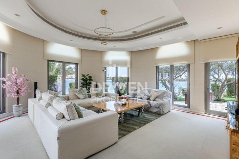 Villa in Signature Villas, Palm Jumeirah, Dubai 6 bedrooms, 1244.62 sq.m. № 128845 - photo 2