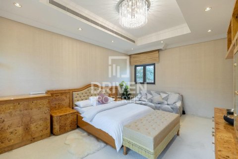 Villa in Signature Villas, Palm Jumeirah, Dubai 6 bedrooms, 1244.62 sq.m. № 128845 - photo 8