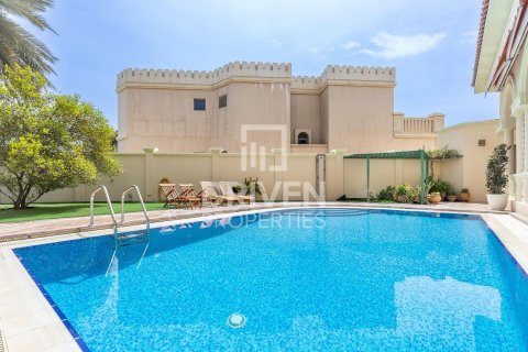 Villa in Signature Villas, Palm Jumeirah, Dubai 6 bedrooms, 1244.62 sq.m. № 128845 - photo 26