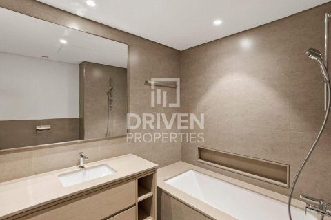 Apartment in Opera District, Downtown Dubai (Downtown Burj Dubai), Dubai 2 bedrooms, 114.92 sq.m. № 128835 - photo 14