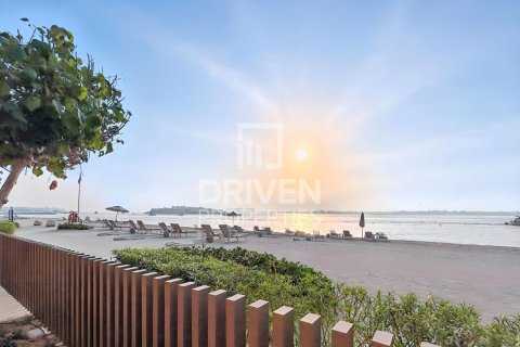 Apartment in EMAAR Beachfront, Dubai Harbour, Dubai 1 bedroom, 71.91 sq.m. № 128834 - photo 18