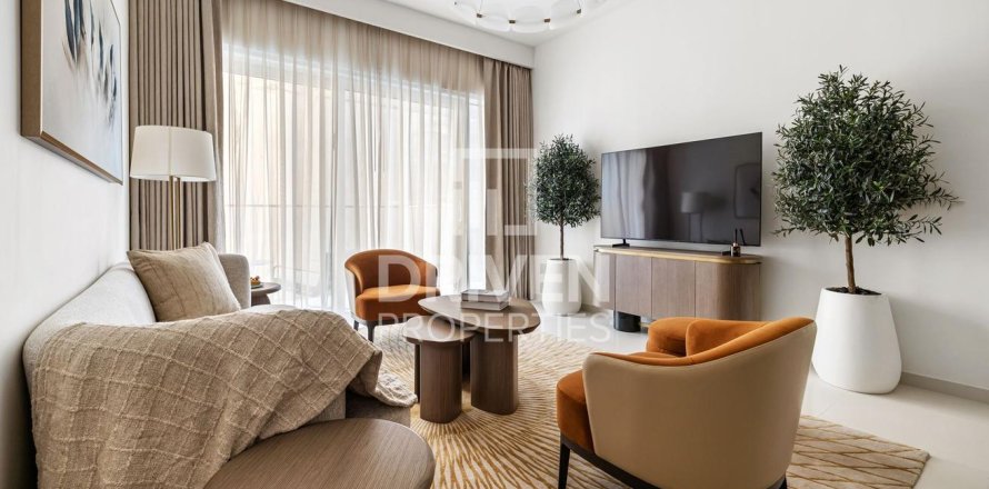 Apartment in EMAAR Beachfront, Dubai Harbour, Dubai 1 bedroom, 71.91 sq.m. № 128834