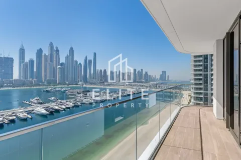 Apartment in EMAAR Beachfront, Dubai Harbour, Dubai 3 bedrooms, 178 sq.m. № 85640