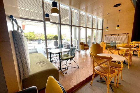 Apartment in Dubai studio, 68 sq.m. № 85643 - photo 15