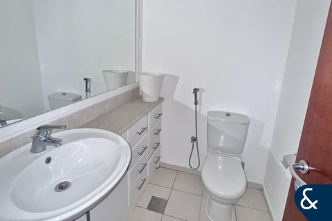 Apartment in Emaar 6 Towers, Dubai Marina, Dubai 1 bedroom, 125 sq.m. № 98764 - photo 8