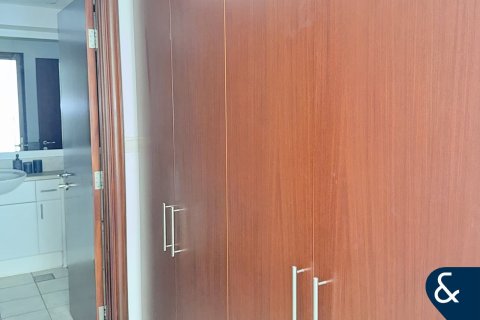 Apartment in Emaar 6 Towers, Dubai Marina, Dubai 1 bedroom, 125 sq.m. № 98764 - photo 14