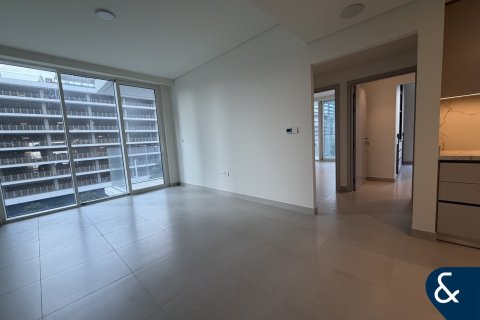 Apartment in EMAAR Beachfront, Dubai Harbour, Dubai 2 bedrooms, 122 sq.m. № 98766 - photo 2