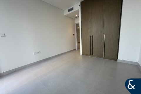 Apartment in EMAAR Beachfront, Dubai Harbour, Dubai 2 bedrooms, 122 sq.m. № 98766 - photo 13