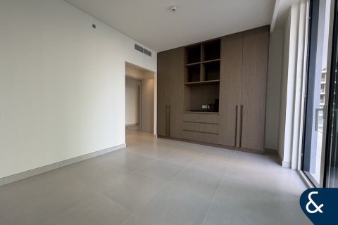 Apartment in EMAAR Beachfront, Dubai Harbour, Dubai 2 bedrooms, 122 sq.m. № 98766 - photo 4