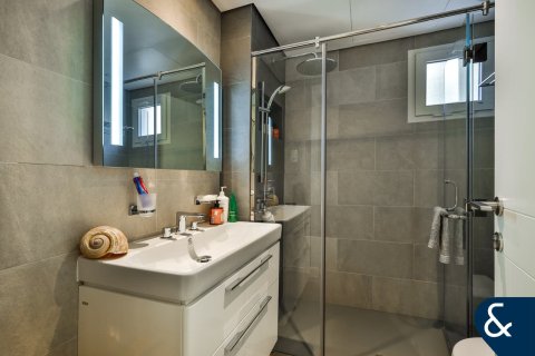 Villa en Meadows, Dubai, 5 dormitorios, 391 m², № 98765 - foto 16