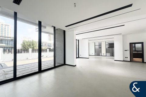 Villa in Al Furjan, Dubai 5 bedrooms, 600 sq.m. № 98768 - photo 3