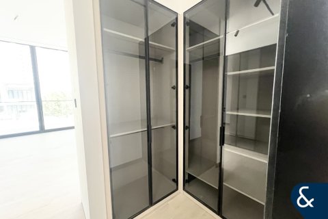 Villa in Al Furjan, Dubai 5 bedrooms, 600 sq.m. № 98768 - photo 12