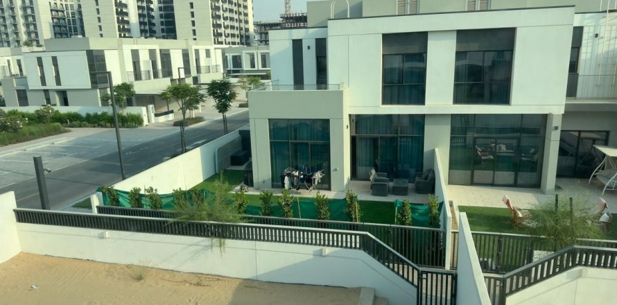 Townhouse in Al Furjan, Dubai 4 bedrooms, 384.9 sq.m. № 59072