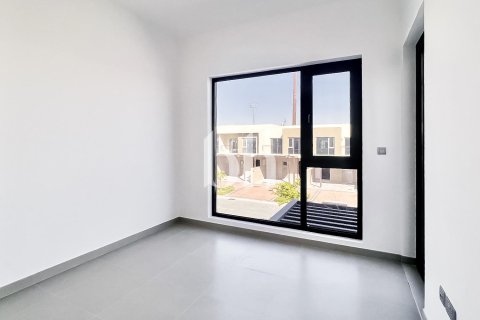 Townhouse in Arabian Ranches 2, Dubai 3 bedrooms, 140 sq.m. № 142272 - photo 10