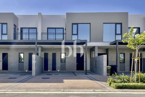Townhouse in Arabian Ranches 2, Dubai 3 bedrooms, 140 sq.m. № 142272