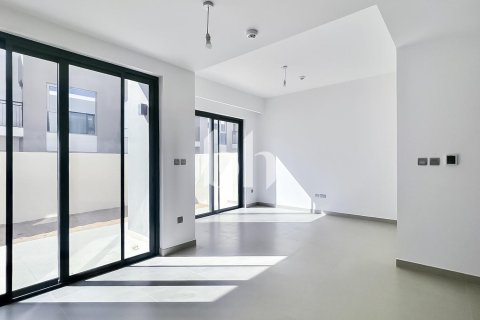 Townhouse in Arabian Ranches 2, Dubai 3 bedrooms, 140 sq.m. № 142272 - photo 4