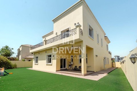 Villa in Hacienda, The Villa, Dubai 5 bedrooms, 944.73 sq.m. № 130060 - photo 13