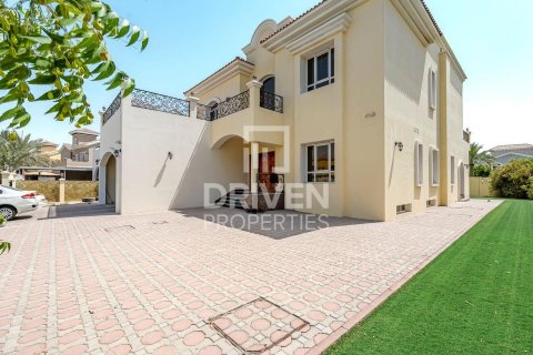 Villa in Hacienda, The Villa, Dubai 5 bedrooms, 944.73 sq.m. № 130060 - photo 17