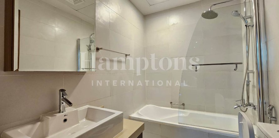 Apartment in The Address Dubai Marina, Dubai Marina, Dubai 1 bedroom, 84.3801 sq.m. № 96018