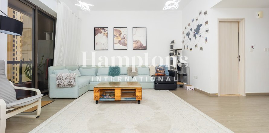 Apartment in Jumeirah Beach Residence, Dubai 2 bedrooms, 131.736 sq.m. № 94347