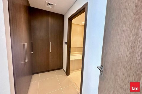 Apartment in Dubai 2 bedrooms, 101.6 sq.m. № 50098 - photo 4