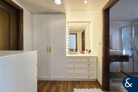 Villa en Meadows 1, Meadows, Dubai, 4 dormitorios, 540 m², № 98875 - foto 10