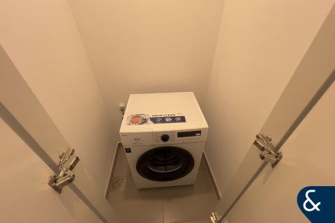 Apartment in Downtown Dubai (Downtown Burj Dubai), Dubai 2 bedrooms, 101 sq.m. № 98896 - photo 8