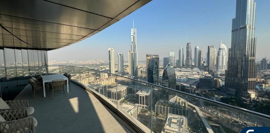 Apartment in Downtown Dubai (Downtown Burj Dubai), Dubai 3 bedrooms, 226 sq.m. № 98898