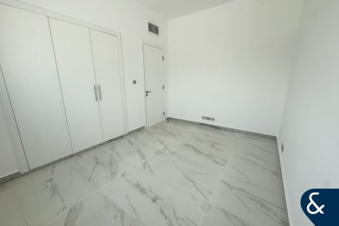 Снять в аренду виллу в The Springs, Дубай: 3 спальни, 210м², № 98874 - фото 8