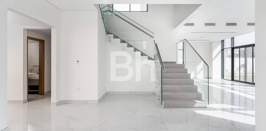 Вилла в Al Furjan, Дубай, 4 спальни, 567м², № 22280