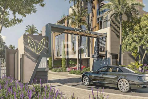 Villa in Dubai Investment Park, Dubai 4 bedrooms, 245 sq.m. № 22279 - photo 16