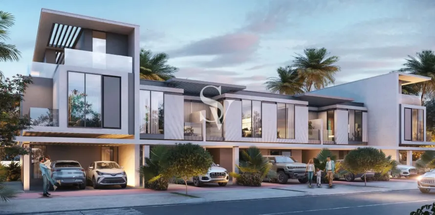 Townhouse in Dubai Land, Dubai 5 bedrooms, 220 sq.m. № 68118