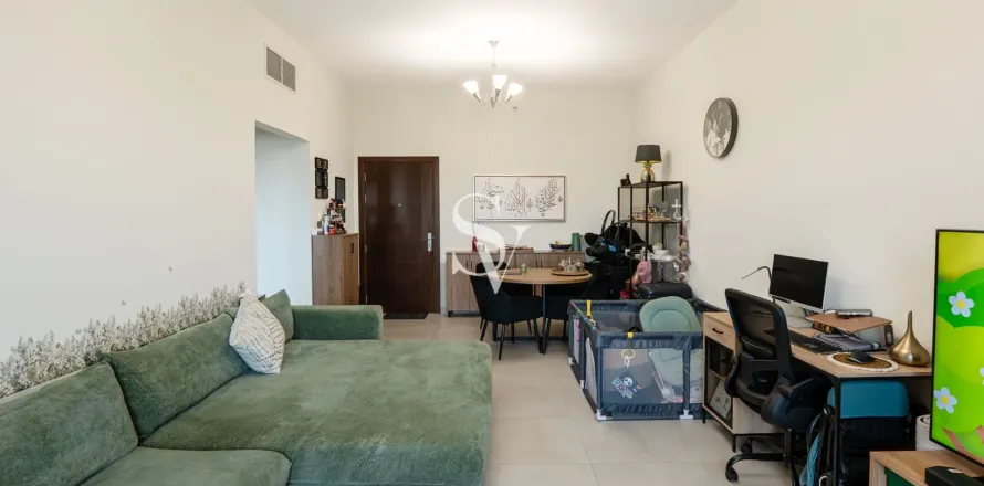 Apartment in Dubai Land, Dubai 1 bedroom, 95 sq.m. № 111023