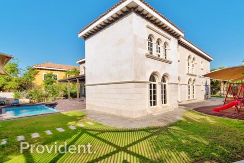Villa en The Villa, Dubai, 6 dormitorios, № 2197 - foto 17