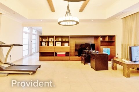 Villa en The Villa, Dubai, 6 dormitorios, № 2197 - foto 16