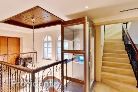 Villa en The Villa, Dubai, 6 dormitorios, № 2197 - foto 9