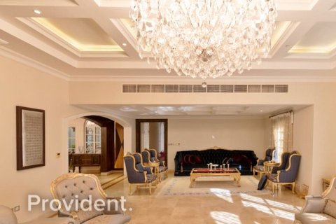 Villa en The Villa, Dubai, 6 dormitorios, № 2197 - foto 24