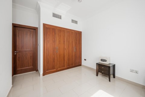 Villa en Aseel, Arabian Ranches, Dubai, 4 dormitorios, 488.28 m², № 142252 - foto 18
