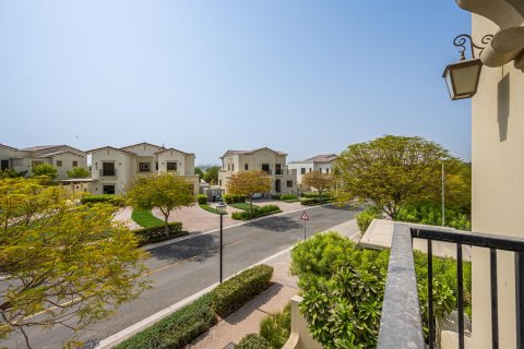 Villa en Aseel, Arabian Ranches, Dubai, 4 dormitorios, 488.28 m², № 142252 - foto 24