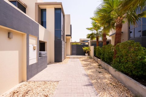 Villa in Maple 1, Dubai Hills Estate, Dubai 4 bedrooms, 228.73 sq.m. № 142256 - photo 19