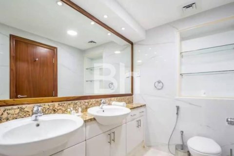 Снять в аренду квартиру в Дубай Марине, Дубай: 2 спальни, 144м², № 21749 - фото 8