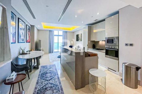 Apartment in Palm Jumeirah, Dubai 2 bedrooms, 129 sq.m. № 21748 - photo 2