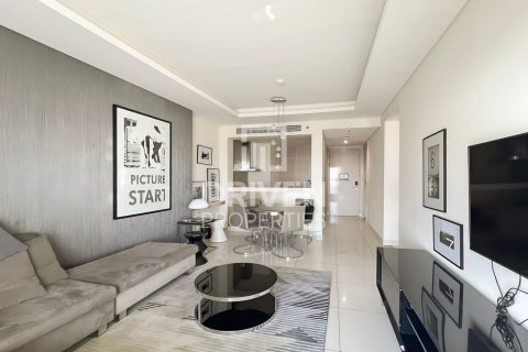 Снять в аренду квартиру в DAMAC Towers by Paramount, Бизнес-Бэй, Дубай: 1 спальня, 88м², № 20827 - фото 1
