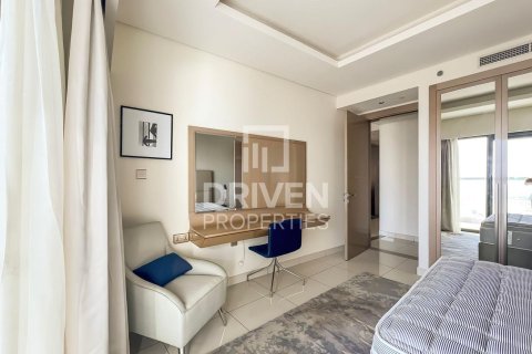 Снять в аренду квартиру в DAMAC Towers by Paramount, Бизнес-Бэй, Дубай: 1 спальня, 88м², № 20827 - фото 3