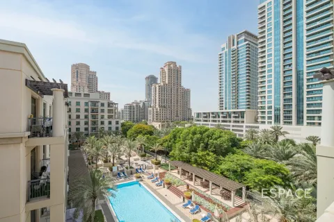 Appartement à The Views, Dubai, 2 chambres, 140 m², № 61642 - photo 1