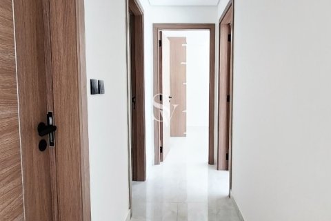 Снять в аренду квартиру в Академик Сити, Дубай: 2 спальни, 1983м², № 68607 - фото 3