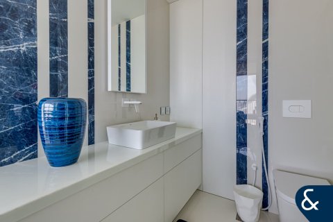 Снять в аренду квартиру в Даунтаун Дубай (Даунтаун Бурдж Дубай), Дубай: 4 спальни, 242м², № 79058 - фото 25