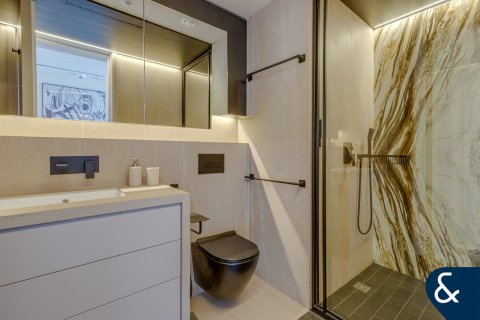 Снять в аренду квартиру в Даунтаун Дубай (Даунтаун Бурдж Дубай), Дубай: 4 спальни, 242м², № 79058 - фото 17